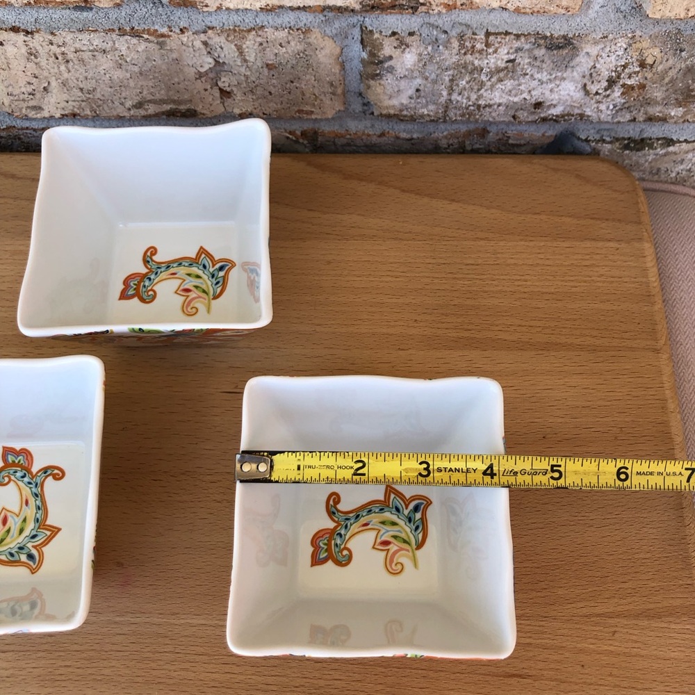 222 Fifth Indochine Paisley Ceramic Set Of 1 Snack Plate & 3 Dipping Bowls - Picture 14 of 16